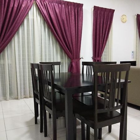 Masayu Putrajaya Homestay Exterior foto